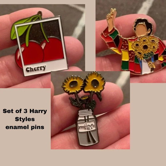 Brand new adorable set of 3 Harry Styles enamel pins - Picture 1 of 4